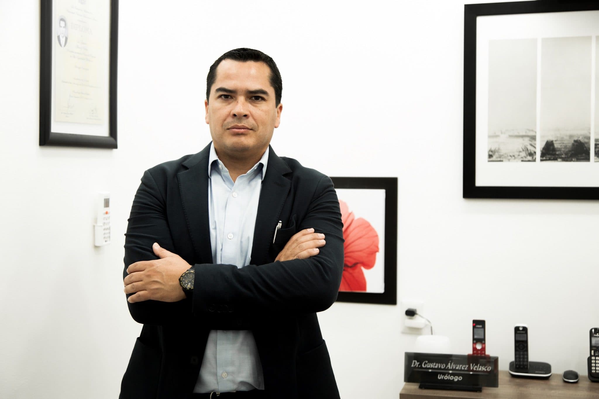 Dr. Gustavo Álvarez